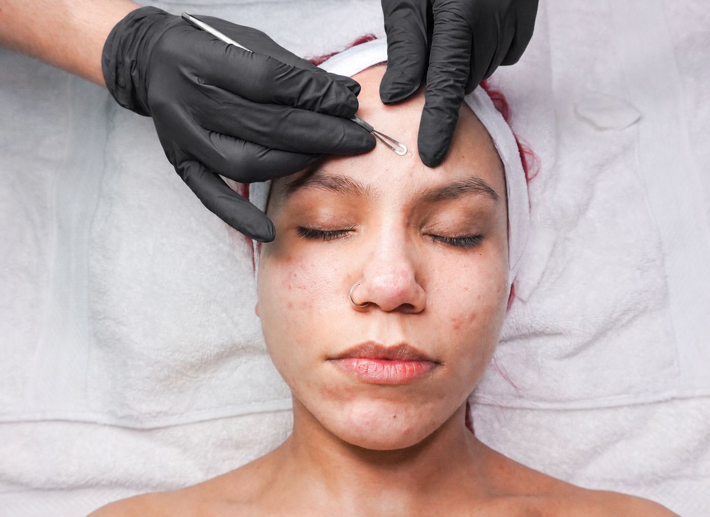A professional facial in progress